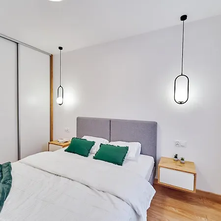 Apartfonte - Mickiewicza 2a - Garaz Podziemny Apartman Polanica-Zdrój